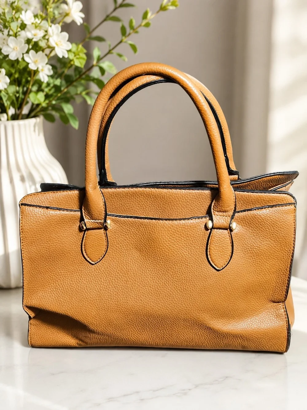 Classic Tan Leather Tote Bag - Women